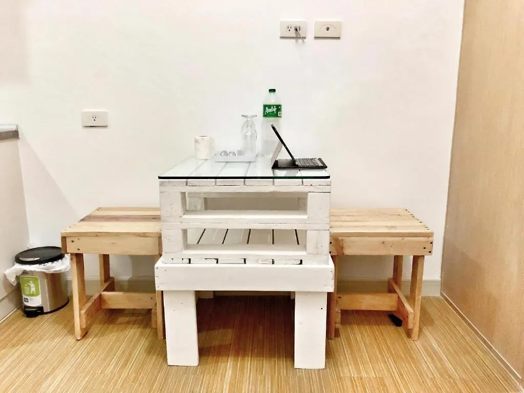 Jenn'S 1Br Condo Unit Grace Residences Taguig Philippines