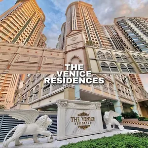 Aparthotel Luxury 1br Unit With Pool At Venice Luxury Residences, Tower Domenico, Mckinley Hill,, Taguig