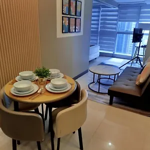 Aparthotel Uptown Parksuites Tower 1 Bgc, Taguig