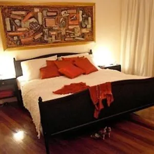 Casa Amapola Manila Bed and breakfast